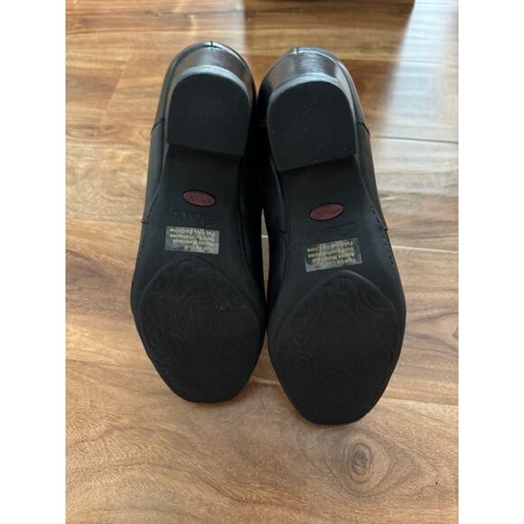 Clarks Artisan Leyden Candle Side Zip Ankle Boots Black Leather - Size 8.5M - Picture 8 of 9